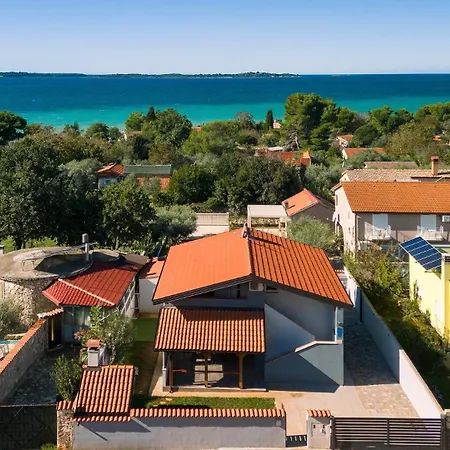 דירה Gabrijela By Guide פרוי