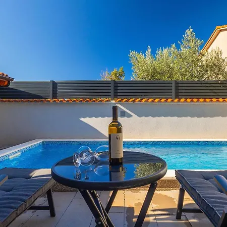 Gabrijela By Guide דירה